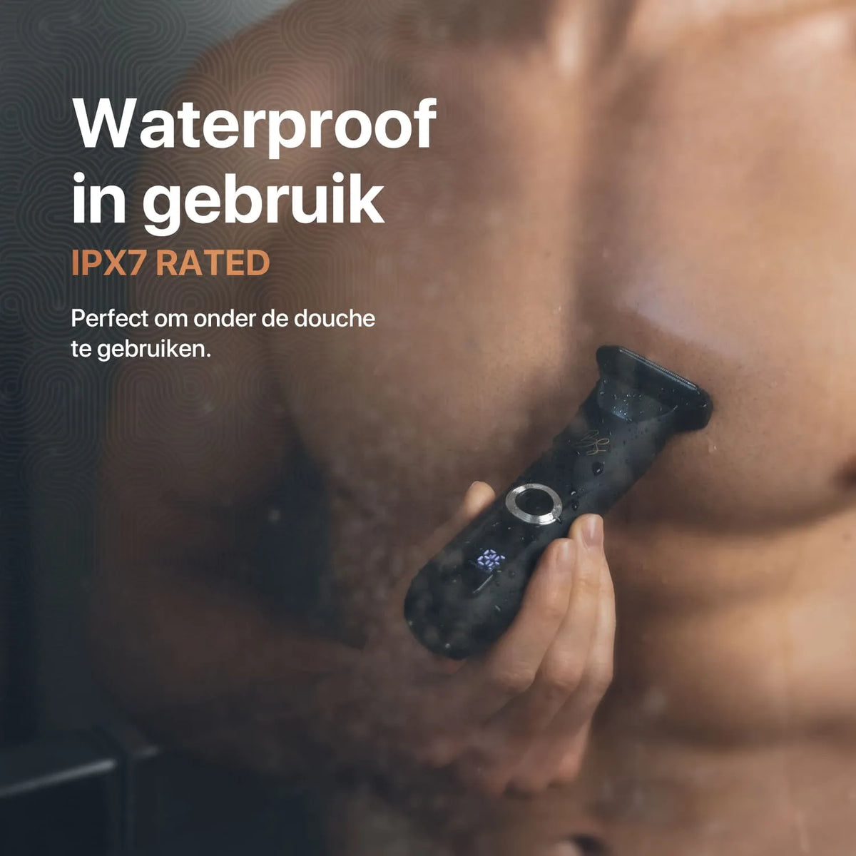 Waterdichte IPX7 bodygroomer in gebruik tijdens het douchen