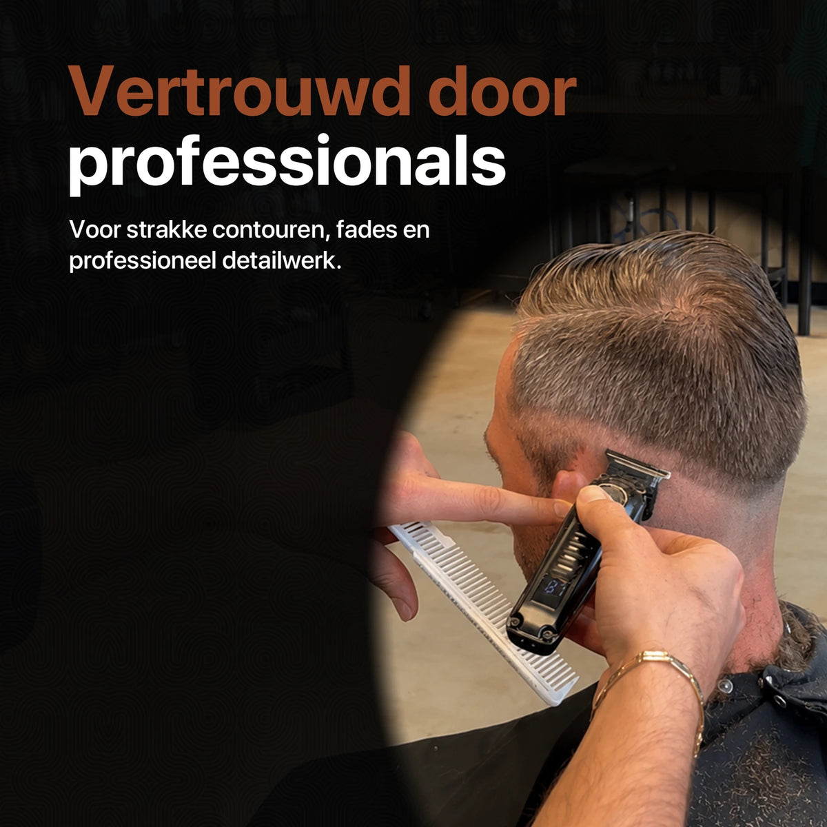 Baardtrimmer gebruikt voor professionele contouren bij een strakke fade