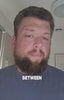 Customer review of the beard trimmer highlighting comfortable trimming without pulling or skin irritation, delivering sharp, clean beard contours that stay neat for longer.